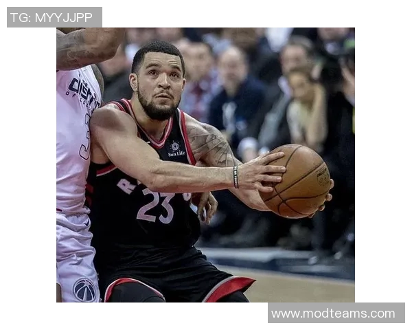 弗雷德范弗利特的崛起之路与篮球生涯的辉煌瞬间