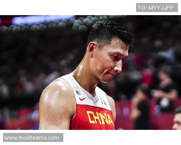 易建联领衔中国男篮获得奥运资格，观众欢呼他是国家英雄