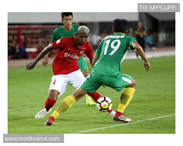 恒大与贵州足球对决直播全程回顾精彩瞬间与战术分析 恒大与贵州足球对决直播全程回顾精彩瞬间与战术分析